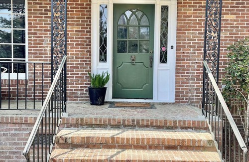 Summerville Historic District House | Funkadelic BRICK… Howse