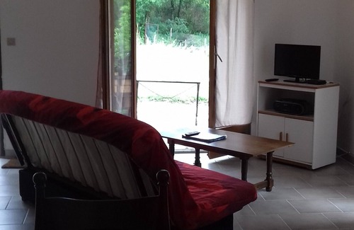 Saillans House | furnished house and team of 50 m2