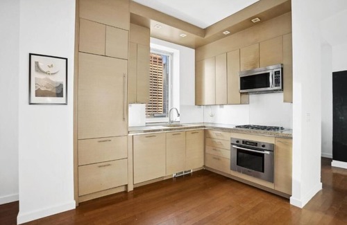 Central New York City Apartment | FURNISHED Oversized 1 Bedroom with Home Office Short-Term Availablen