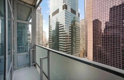 Central New York City Apartment | FURNISHED Oversized 1 Bedroom with Home Office Short-Term Availablen