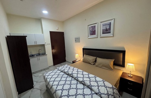 Al Rigga House | Furnished Private Studio Apartments near Union Metro Station