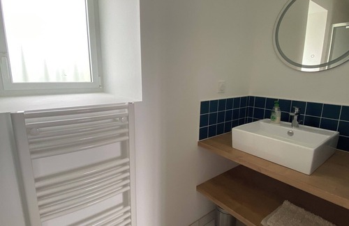 Langouet House | Furnished room with en-suite shower and toilet