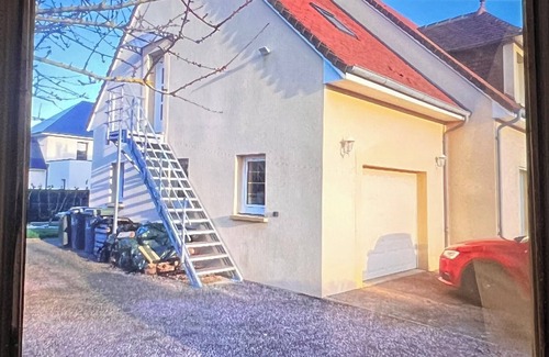 Mathieu Apartment | Furnished self-contained studio to rent year-round or for summer vacations in 07/08