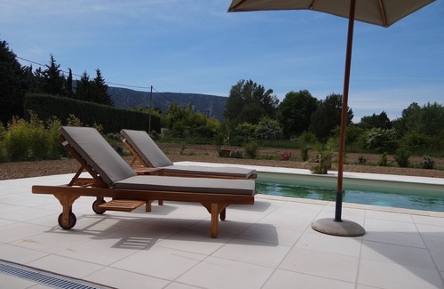 Oppede House | Furnished Tourist 4 * for 2-3 people, swimming pool and views of the Luberon