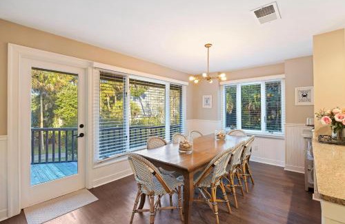 West Beach Village House | FWO1381: 1381 Fairway Oaks
