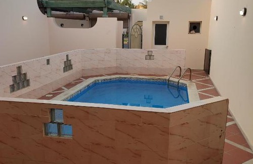 Dhahban Villa | فيلا الشروق درة العروس الشاطئ الازرق جده فيلا للعائلات فقط