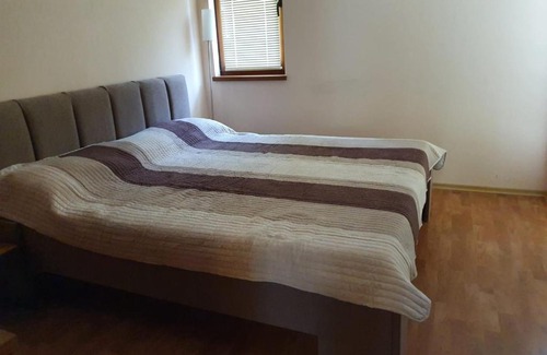 General Toshevo Apartment | Gästehaus in Preselentsi 30 Min zum Meer - TV in allen Sprachen