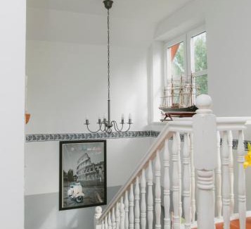 Elmshorn House | Gästehaus Vigliarolo gewerblich Jedes Zimmer eigenes Bad Gemeinschaftsküche