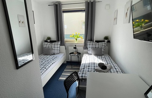 Wolfsburg House | Gästezimmer Kreuzheide