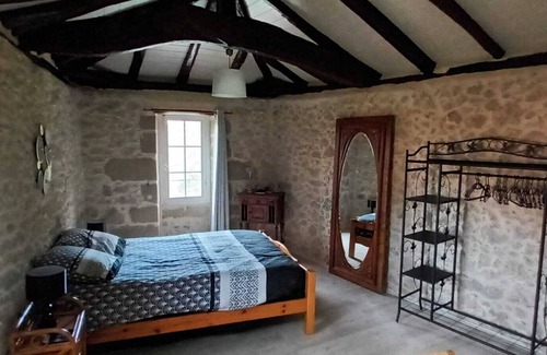 Castelnau-sur-Gupie House | Gîte 2 Personnes Avec Piscine