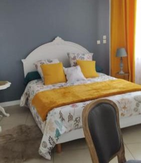 Montge-en-Goele Villa | Gîte aux trois suites parentales et son jacuzzi