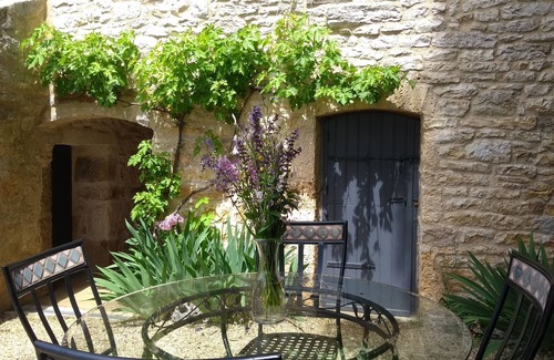 Saint-Antonin Noble Val Apartment | Gîte Cappuccino in a Quercy stone house