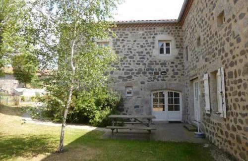 Rauret House | Gîte charmant pour 8 pers à Rauret avec cheminée, terrasse et accès "Tourisme et Handicap" - FR-1-582-186