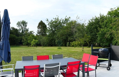 Plounevez-Moedec House | Gîte de Campagne Avec Piscine Couverte et Privative