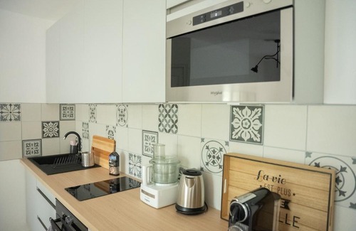 Carquefou Apartment | Gîte de Florigny avec parking souterrain et terrasse