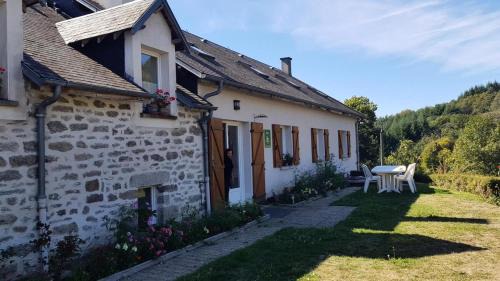Bonnefond Apartment | Gîte de France à Bonnefond 3 épis - Gîte de France 6 personnes MAE-9754
