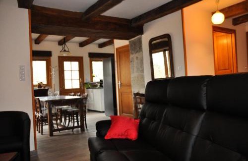 Bonnefond Apartment | Gîte de France Le fournil de paulette et guy 4 épis - Gîte de France 6 personnes MAE-0154