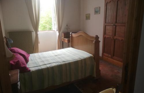 Marmande House | Gîte de la glycine