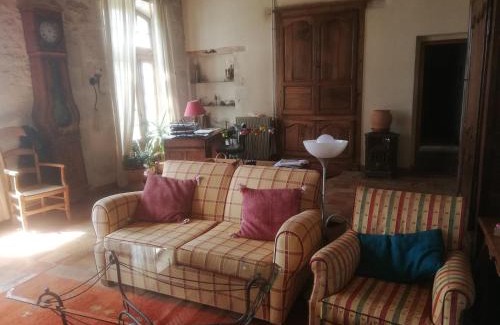 Marmande House | Gîte de la glycine