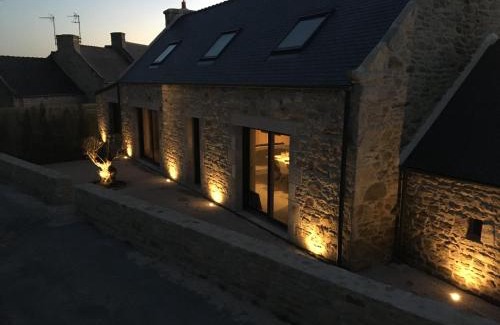 Santec House | Gîte de Ty Nevez, Bretagne (Santec) spa, 300 m de la plage.