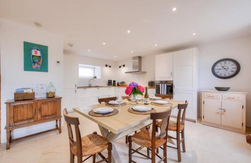 Kerlouet House | Gîte de vacances pour 6 avec jardin - 800 m plage