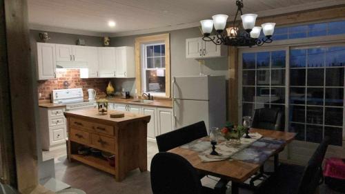 Notre-Dame-Des-Bois Apartment | Gîte des étoiles