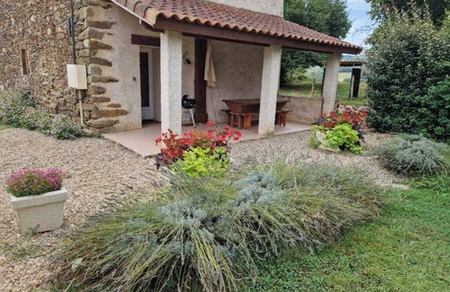 Saint-Christophe House | Gîte du Brésil, detached family home for nature lovers!