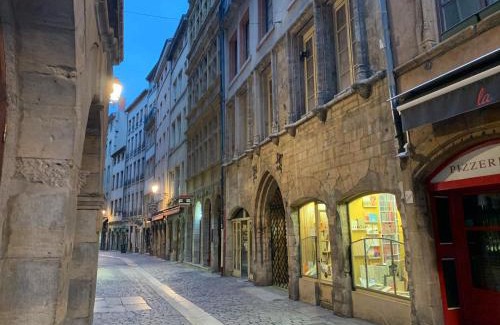 Old Lyon Apartment | Gîte du Vieux Lyon