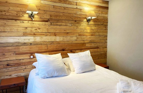 Clecy House | Gîte en Plein Coeur de la Suisse Normande, Idéalement Situé
