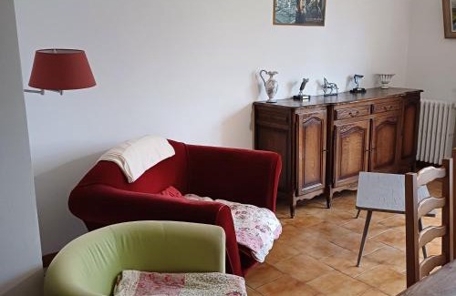 Montignac-Charente Apartment | Gîte la maison du bonheur