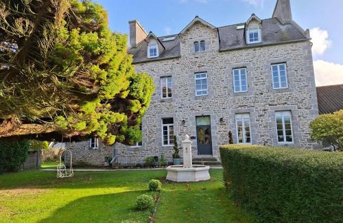 Lanhouarneau Apartment | GÎTE Le Parisien Appartement privé en Duplex avec accès jacuzzi à 10min des plages