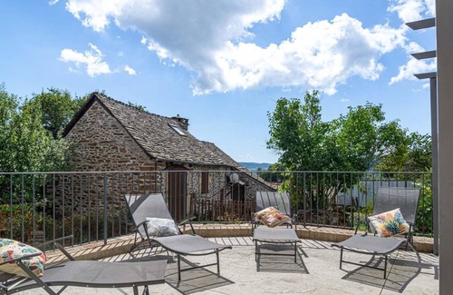 Les Hermaux House | Gîte Le Pradillou - LES HERMAUX