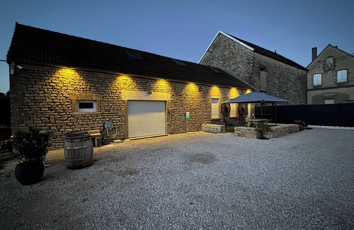 Quincerot House | Gîte Lecurie Dans un Petit Village en Bourgogne Avec ses Petits Commerces