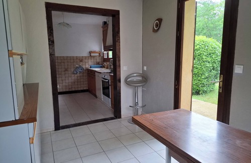 Valojoulx Ski Chalet | Gîte les chalets du Castang 24290 Valojoulx Perigord noir