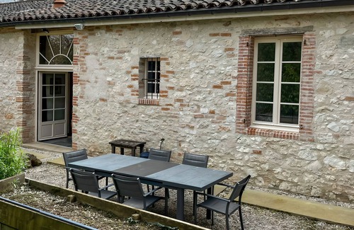 Fiac House | Gîte Pour 8 Pers Dans une Ferme Aménagée en Pleine Nature, Proche du Golf