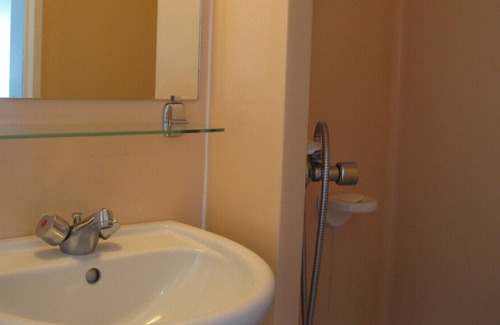 Bessey Cottage | Gîte-Private Bathroom-Budget-Garden view-Gite de groupe