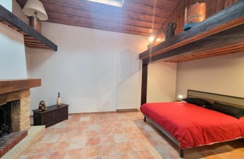 L'Hopital-le-Grand House | Gîte spacieux à L'Hôpital-le-Grand, animaux acceptés - FR-1-496-289