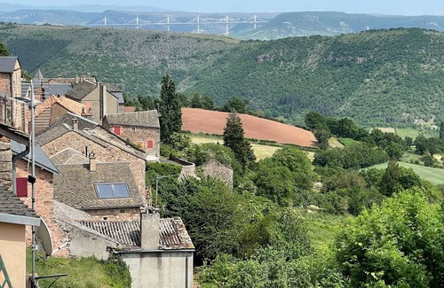 Montjaux House | Gîtes Cantou du Viaduc 16 Personnes - Aveyron - Montjaux - vue Viaduc de Millau