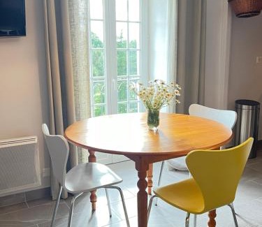 Grospierres Apartment | Gîtes Château de la Selve