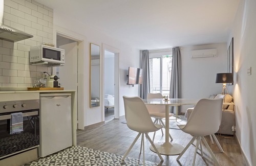 Les Corts Apartment | G53