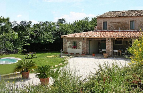 Gabicce Mare Apartment | Gabicce Mare Flat for Six Guests