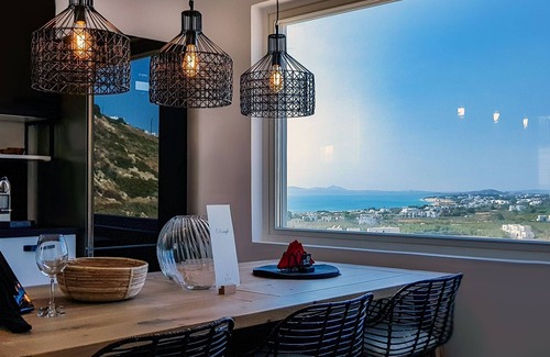 Maragas Villa | GAIA "well living house". Where luxury and nature live in harmony.
