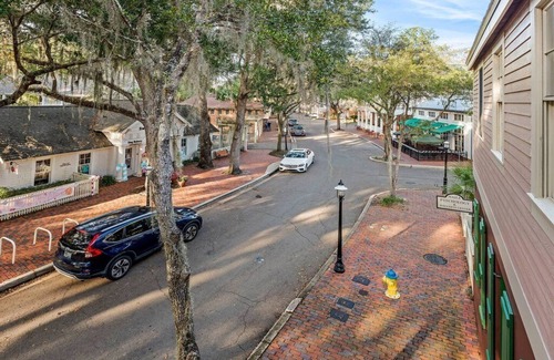 Haile Plantation Apartment | Gainesville Hideaway