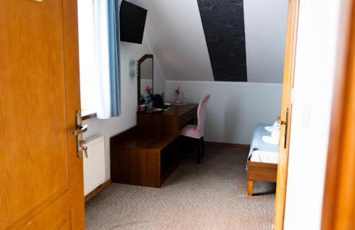 Pobiedziska Hotel | GAJOVA Nocleg