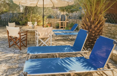 Koutsi Cottage | Galaxy Cottage | Stone House in Quiet Setting