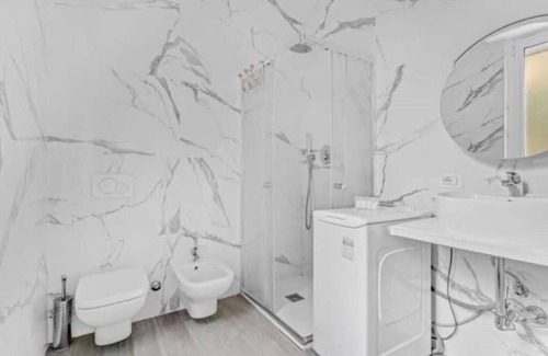 Villa San Giovanni Apartment | Galen G Milan