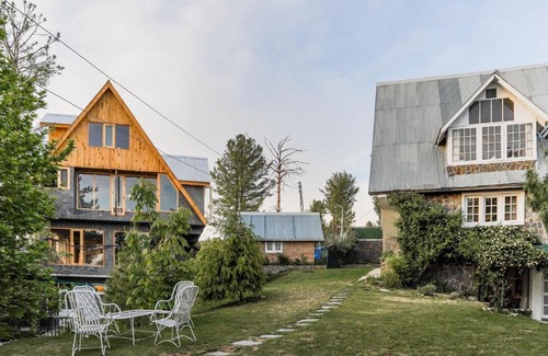 Nathia Gali Apartment | Gali's End By Roomy, Kalabagh Nathiagali