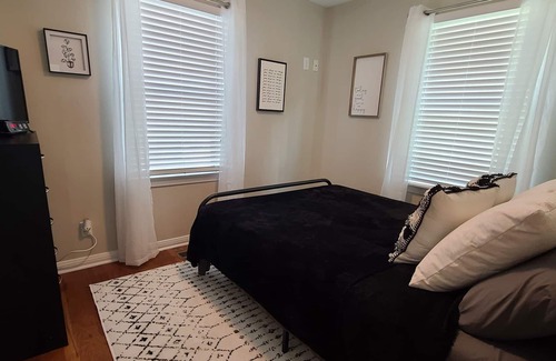 Gallatin House | Gallatin Getaway