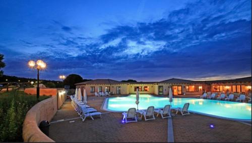 Aglientu Apartment | Gallura style Res Baia Del Mirti M3 Studio sleeps3