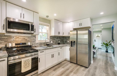 Oakton House | Game Nights, BBQs and Family Fun Chicago Area Hub